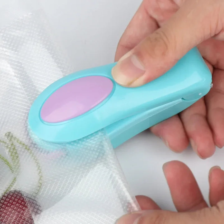 Mini Heat Sealing Machine & Food Bag Clip – Kitchen Storage Tool