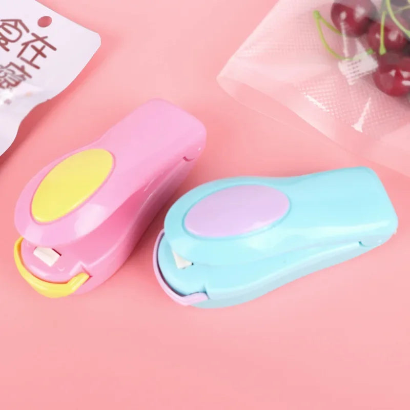 Mini Heat Sealing Machine & Food Bag Clip – Kitchen Storage Tool