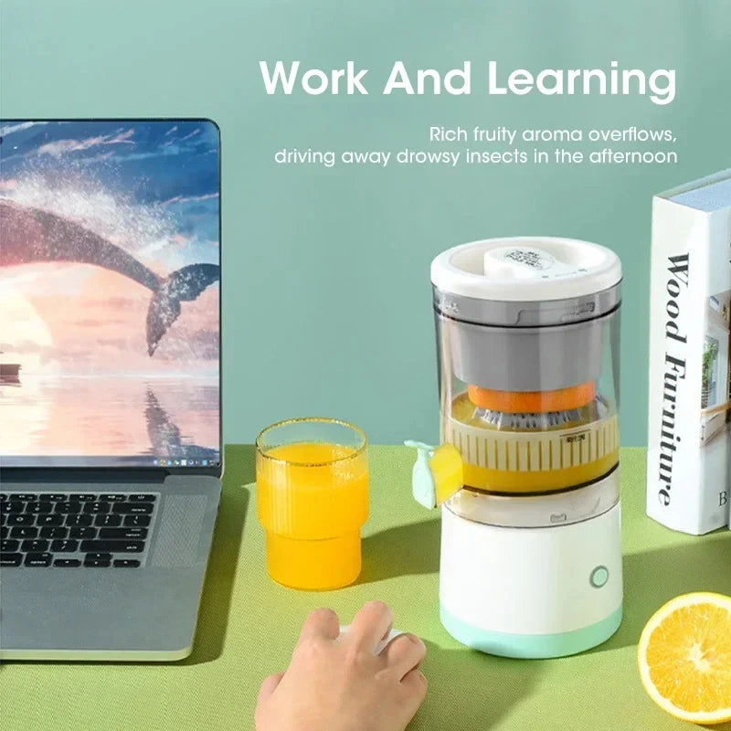 Compact USB Citrus Juicer Cup